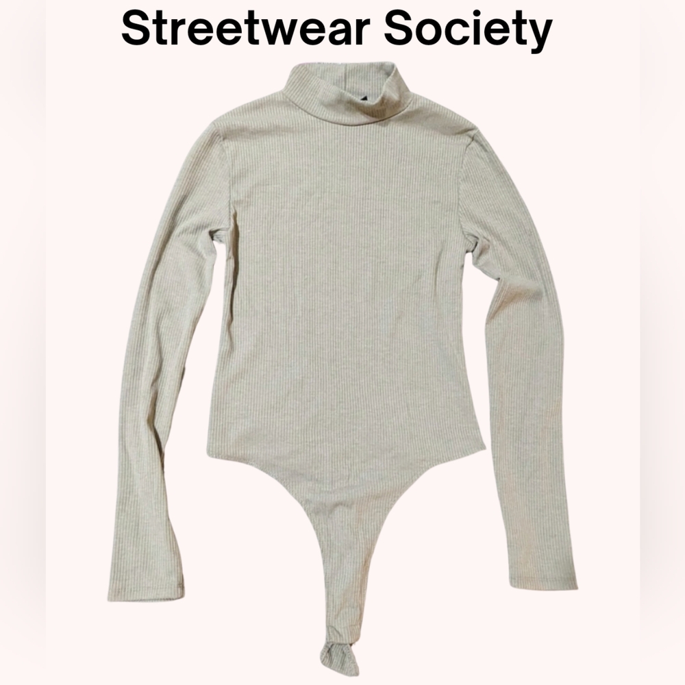 Streetwear Society size Med NWOT, long sleeve bodysuit, taupe color